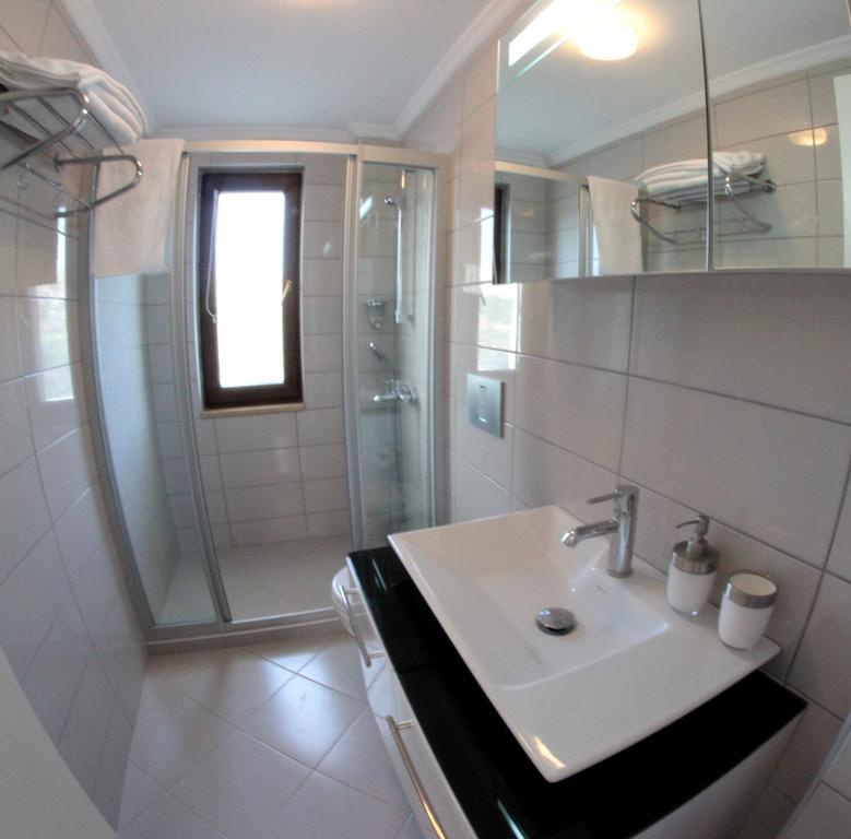 Adacayi Hotel Bozcaada Island Bilik gambar