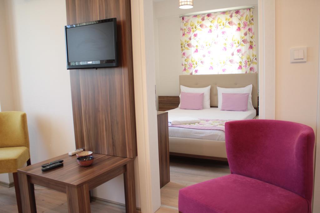 Adacayi Hotel Bozcaada Island Bilik gambar