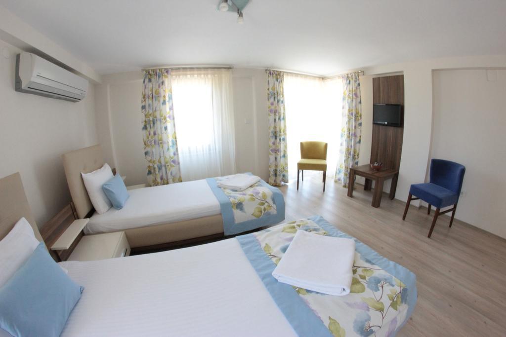 Adacayi Hotel Bozcaada Island Bilik gambar