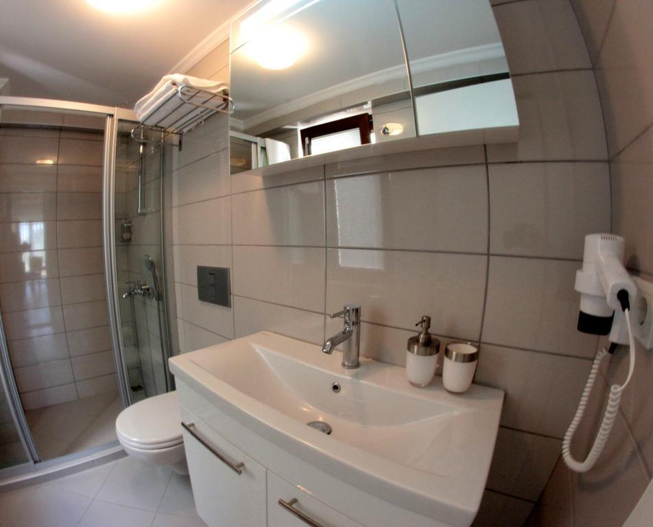 Adacayi Hotel Bozcaada Island Bilik gambar